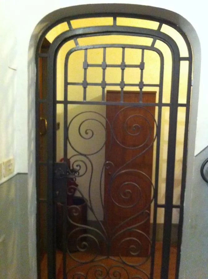 Leoni Apartment Florence