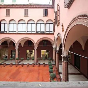  Apartment Ugo Bassi Lux Italy